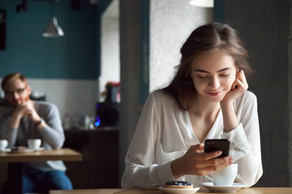 Comment Intéresser Un Homme Après Lui Avoir Trop Couru Après