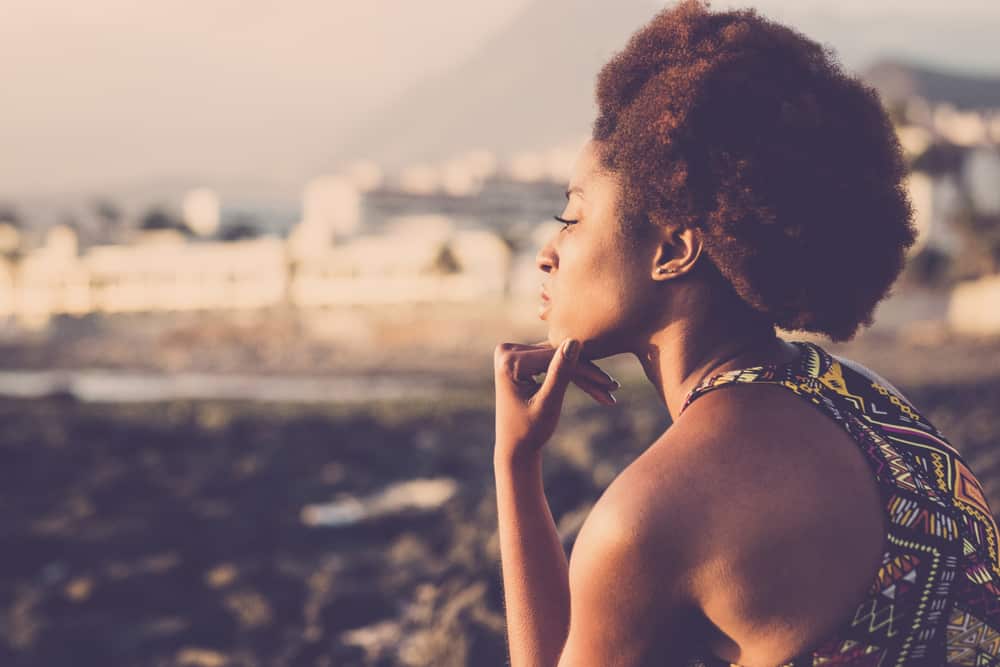 À La Fille Qui Essaie De Se Remettre Après Avoir Été Trompée