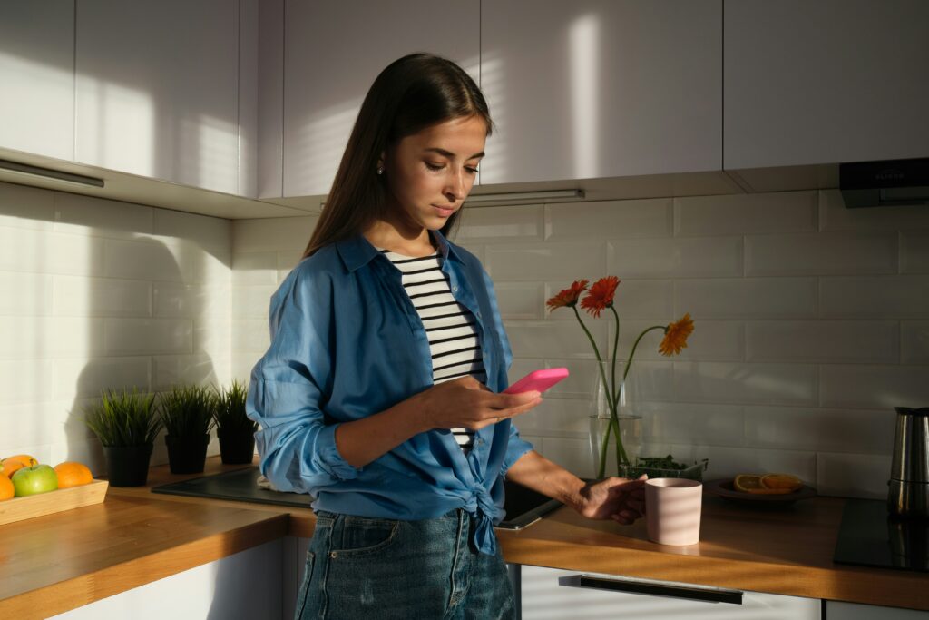 Comment Faire En Sorte Qu’un Narcissique Arrête De Vous Envoyer Des Messages (Sans Le Drame)
