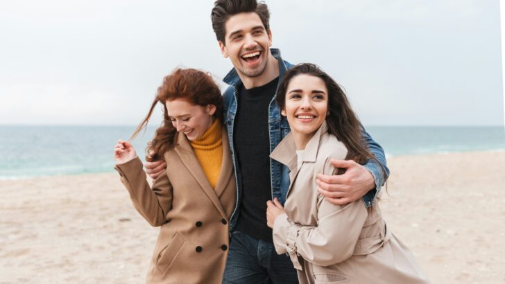 Amour, Mensonges, Et Conséquences : Ce Qui Se Passe Lorsqu’un Homme Joue Entre Deux Femmes