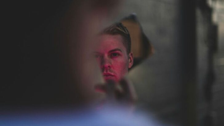 10 choses que les vrais narcissiques essaient d’éviter