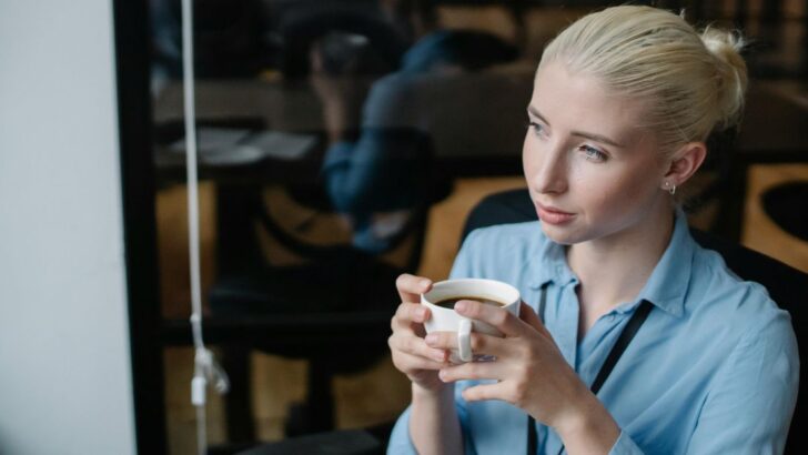 Si Tu Peux Accepter Ces 10 Vérités Dures de la Vie, Tu Es Déjà en Avance Sur la Plupart des Adultes