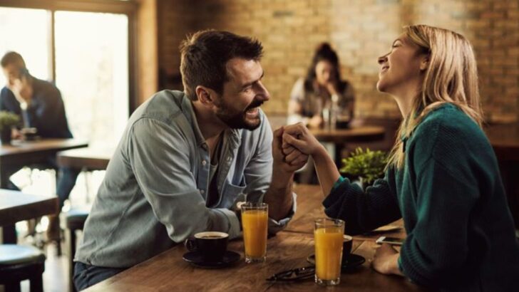 8 signes qu’ils veulent de l’attention, pas une relation