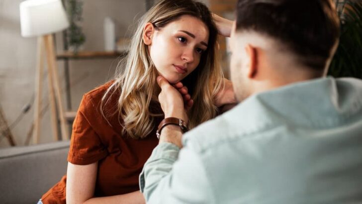 10 signes douloureux qui montrent qu’il n’a aucune intention de t’épouser