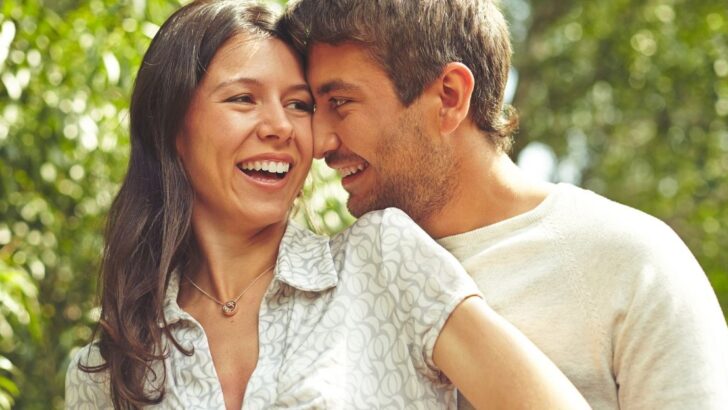 Tu penses que c&rsquo;est de l&rsquo;amour ? 10 traits &ldquo;positifs&rdquo; qui r&eacute;v&egrave;lent en r&eacute;alit&eacute; qu&rsquo;il est narcissique