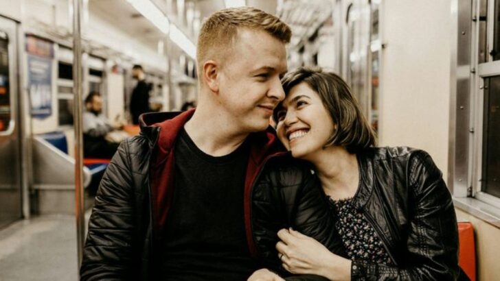 Ces 10 choses changent quand vous sortez enfin avec un vrai homme