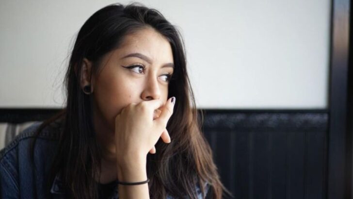 16 comportements agaçants des personnes qui vous prennent constamment toute votre énergie