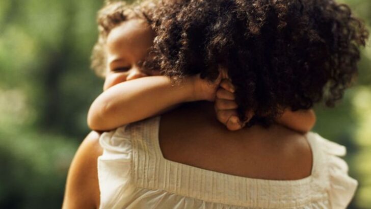 16 signes que votre enfance a été marquée par un parent narcissique